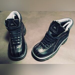 🔥Vintage Doc Martens🔥